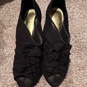 Bakers Black Peep-Toe Heels